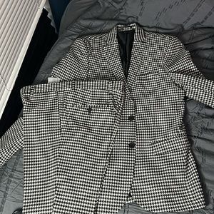Men’s 2-Piece Houndstooth Suit
